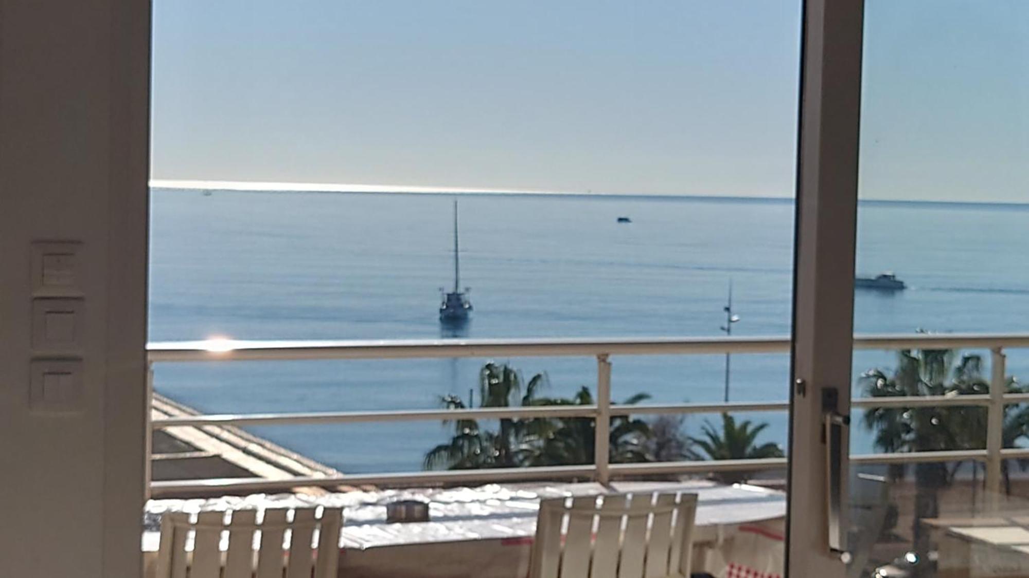 Appartement Vue Mer 80M2 Frejus Exterior photo